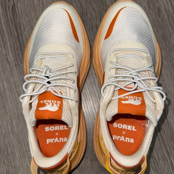 Sorel + Prana Women’s Orange and Cream Slip on Sneakers W6 EU 37 - Picture 3 of 8